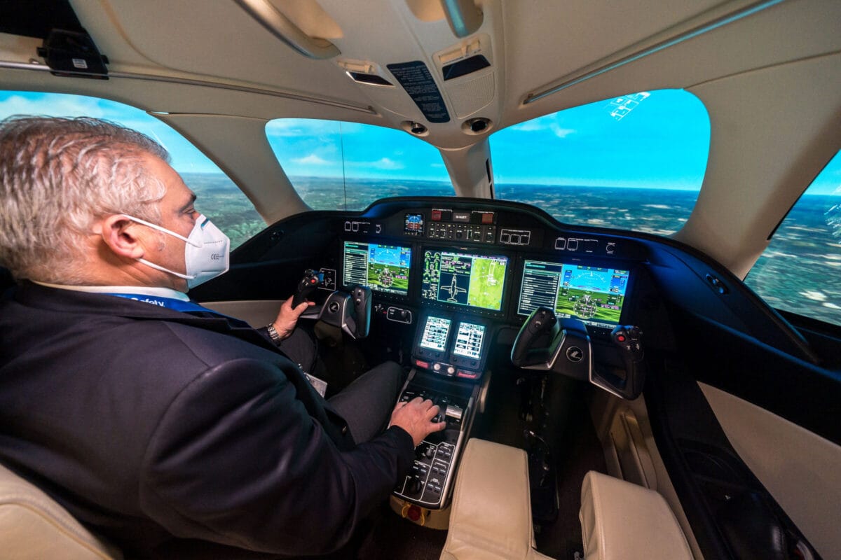 FlightSafety International launches training for the HondaJet in Europe